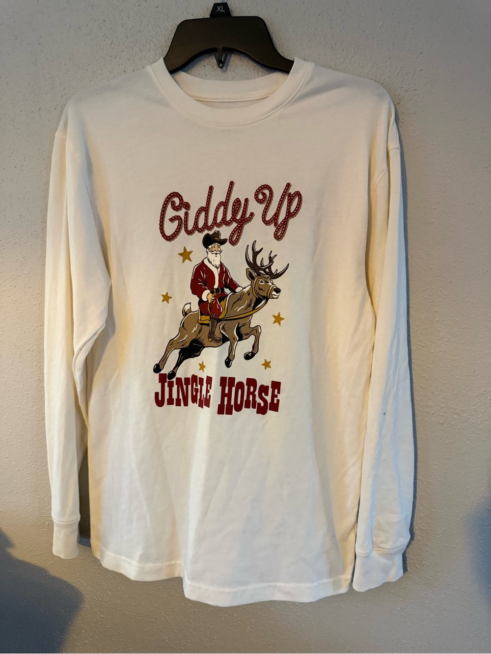 (S) RedHead Cream Long-Sleeve Tee with Festive Reindeer Rider Graphic